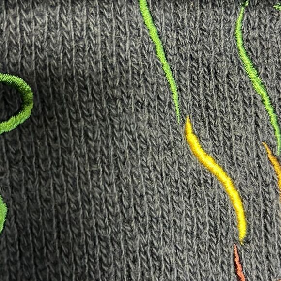 Scottish Isle Men’s Navy Embroidered Golf Crewneck Sweater by Bernette-Lg - Picture 14 of 16